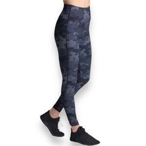 LOLË High Waisted Ladies Activewear Leggings Size Small Black/Grey Camo